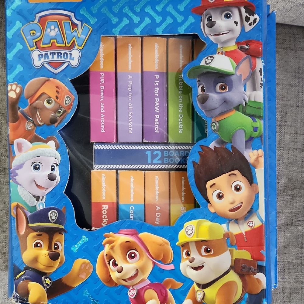 12 Nickelodeon Paw Patrol Board Books